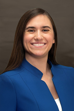 Julie Pettypool_Headshot4